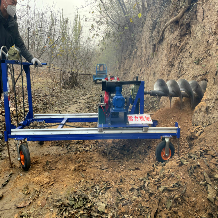 馬路穿管鉆孔機螺旋出土技術在市政道路工程中的應用解析