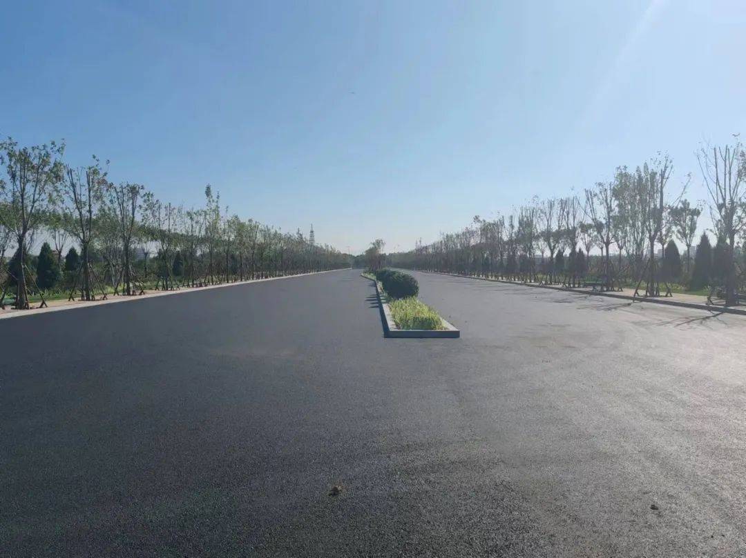 中東歐特色小鎮產業園 市政道路工程實景進展掃描
